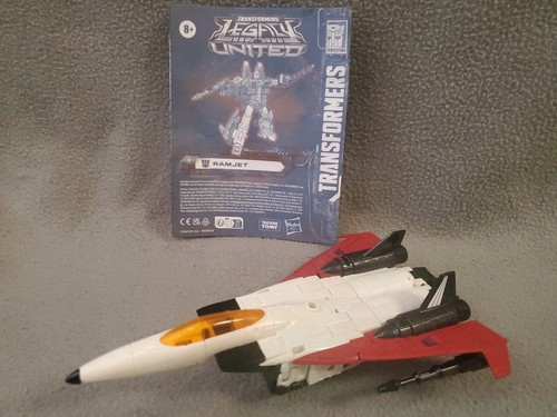 Transformers legacy united - transformers,